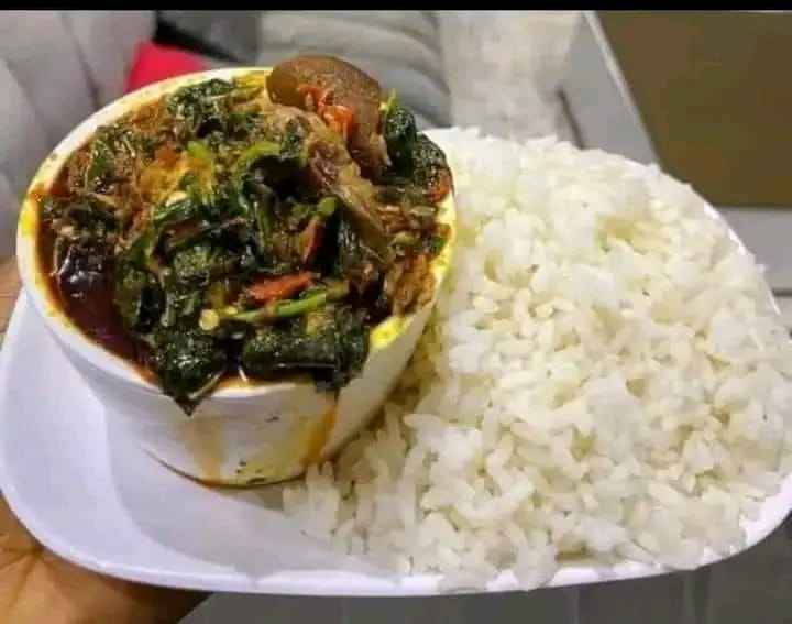 Rice and vegetable stew with ponmo image - Mobi-market