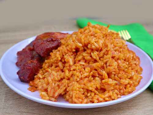 Jollof rice and beaf image - Mobi Foods